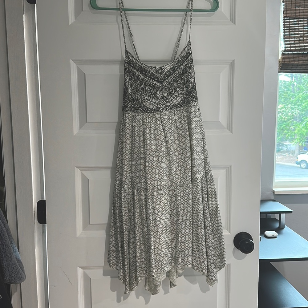American Eagle Women’s Handkerchief dress, M, Lined.  Black and white.